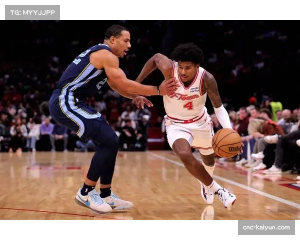 杰伦格林18中5手感不佳 火箭后卫得分效率待提升 杰伦格林18中5手感不佳 火箭后卫得分效率待提升